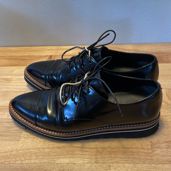 Vince Alanis Pointy Toe Oxford Patent Leather Shoes - Picture 8 of 16